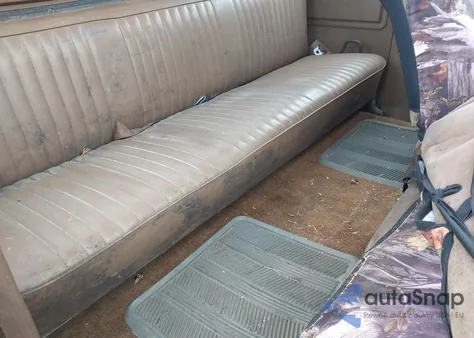 1989 Ford F250 из США, поврежденный, VIN 1FTHX26G9KKA83837